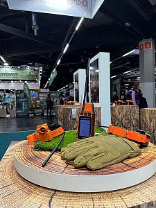 Dogtrace presentation at the world exhibition IWA Outdoor Classics